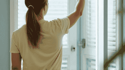 How to Avoid Bathroom Odors: Tips for Maintaining a Fresh Environment